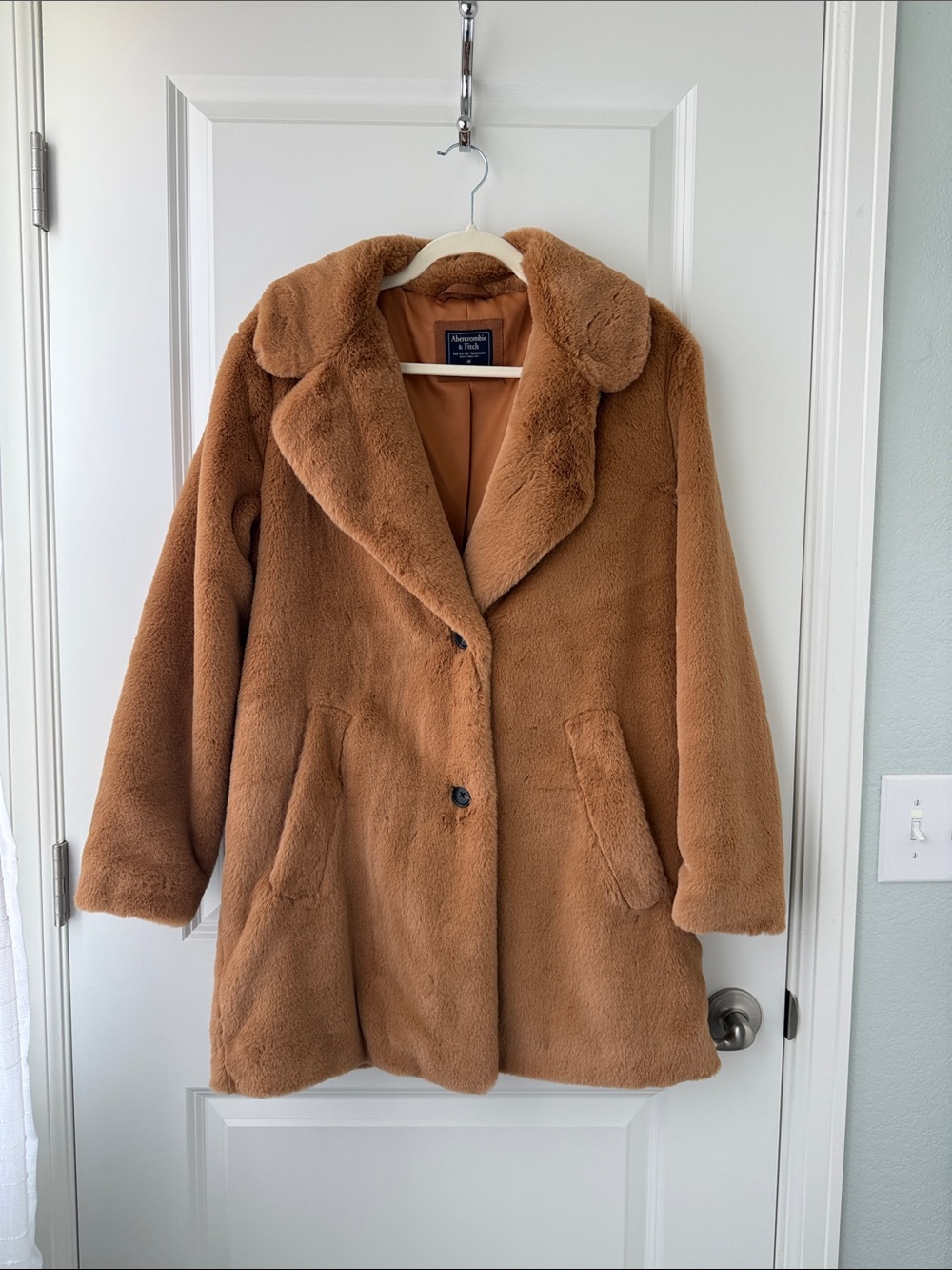 Abercrombie & Fitch Plush Teddy Coat in Camel Brown